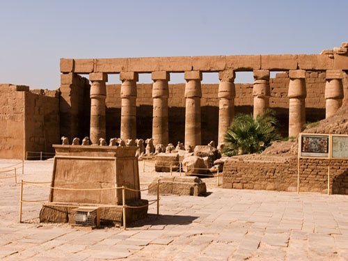 larnak-luxor-excursion Luxor Overnight By Air with Sharmers - Image 1